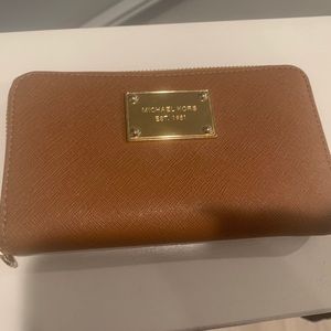 Michael Kors wallet